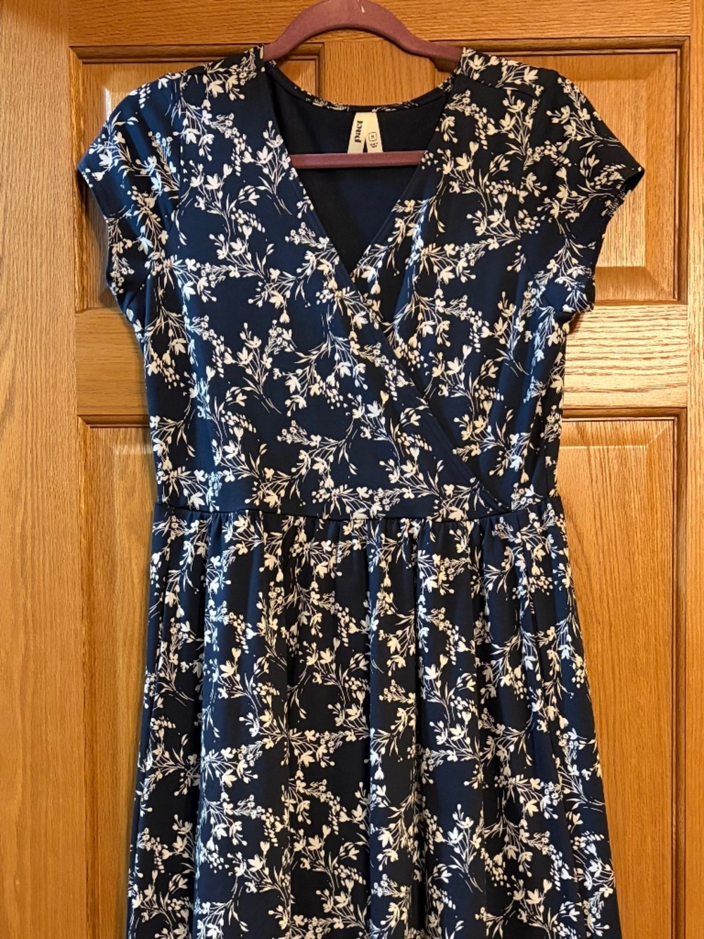 Pact V neck dress Medium